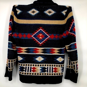 KATO  ASTEC design sweater . Colorful beautiful design.‎ Size M
